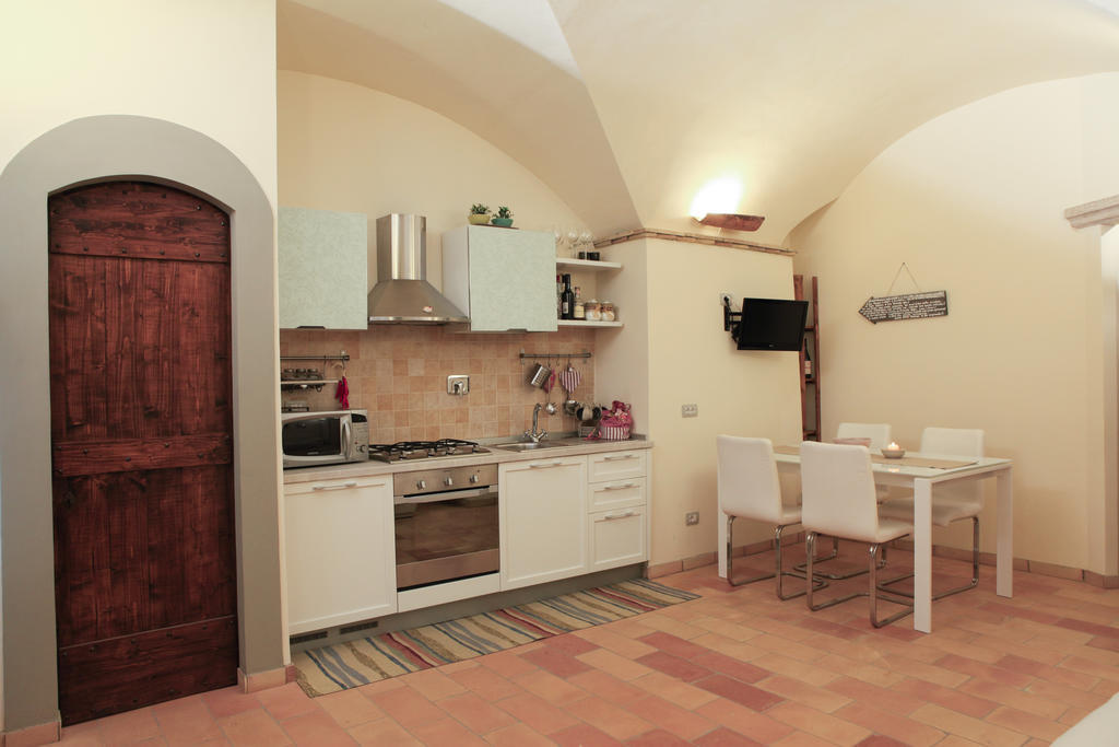 Casa Vannucci Перуджа Стая снимка